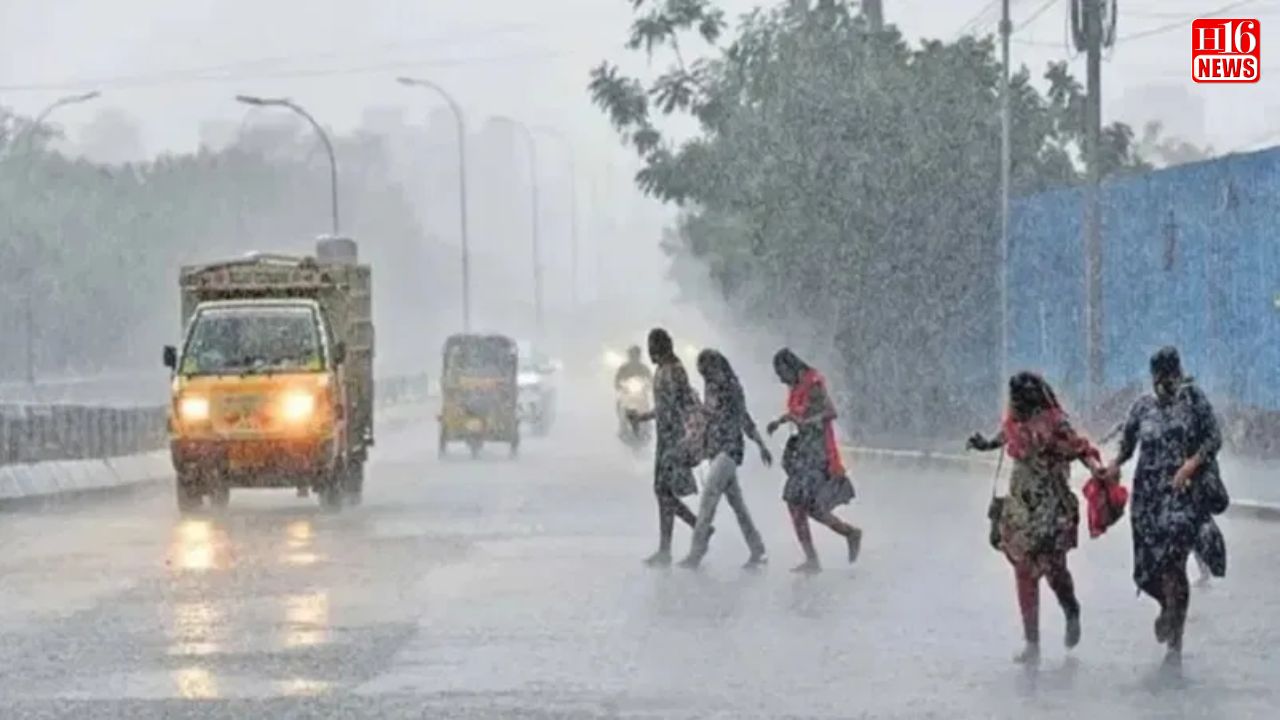 Heavy rains lash parts of Mumbai
